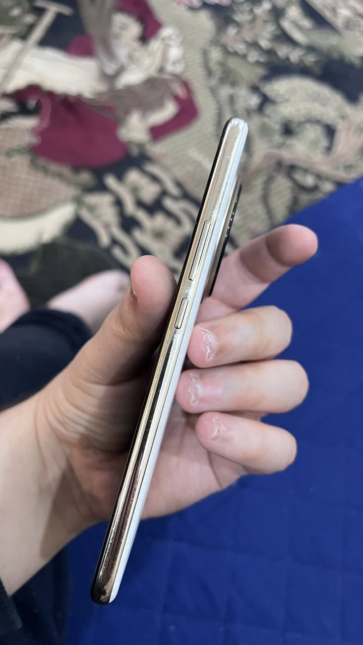 السلام عليكم 
ريلمي 14 برو بلس 5g
نظيف مابي اي مشكلة
مواصفاته غنيه عن التعريف
الذاكرة 512
للبيع بسعر 500 الف
*********** بغداد المنصور
تحياتي للجميع
