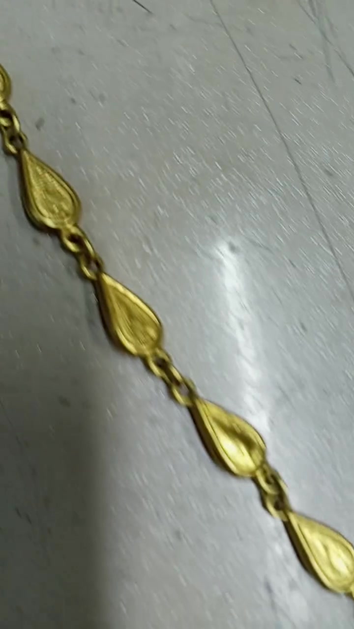 السلام عليكم كلادة قديمة مطلية للبيع


**إذا كنت صاحب هذا الإعلان وتريد حذفه لأي سبب، رجاءا أرسل رسالة إلى الدعم الفني**