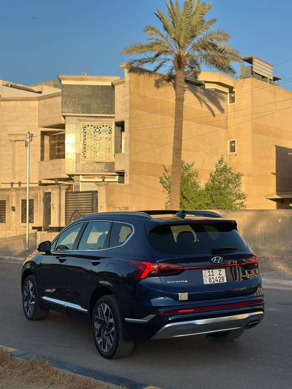 السلام عليكم
سنتافيا گلكرافي 
فول موصفات افول شي بلسنتافيا 
بصمه جلد
بانوراما
كشنات تدفئة تبريد
كشنات خلفيه تدفئه
بردات خلفيه
داتا شو
5 كامرات 
اوتو بارك ( تتقدم وترجع بلبصمه)
بكلايت خلفي لد لايت لد زنون
محرك 2.5 تيربو 
وبعد بيها موصفات كلش هواي
حادثه دعاميه وطرف البنيد
صار بيها صبغ شي بسيط بدايه البنيد⚠️
وين ميعجبك تفحص افحص
رقم بغداد تحويل ثاني يوم
السعر 245 وبيها مجال حك الجيه 
مكاني بغداد 
***********
