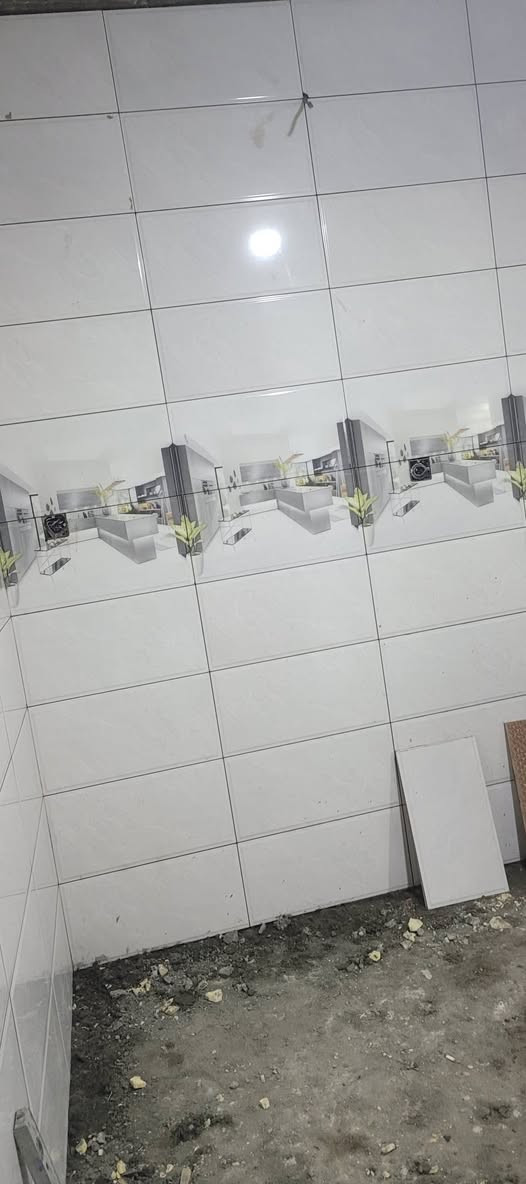 ابو سليم المصري تخصص تطبيق بورسلين وكاش ومرمر وبافضل اسعار في انحاء بغداد سرعه في الاداء دقه في العمل متفرغ  حاليا عروضنا اليوم تقول خبرني قبل رمضان الاستفسار رقم التلفون *********** الرقم بي واتساب
