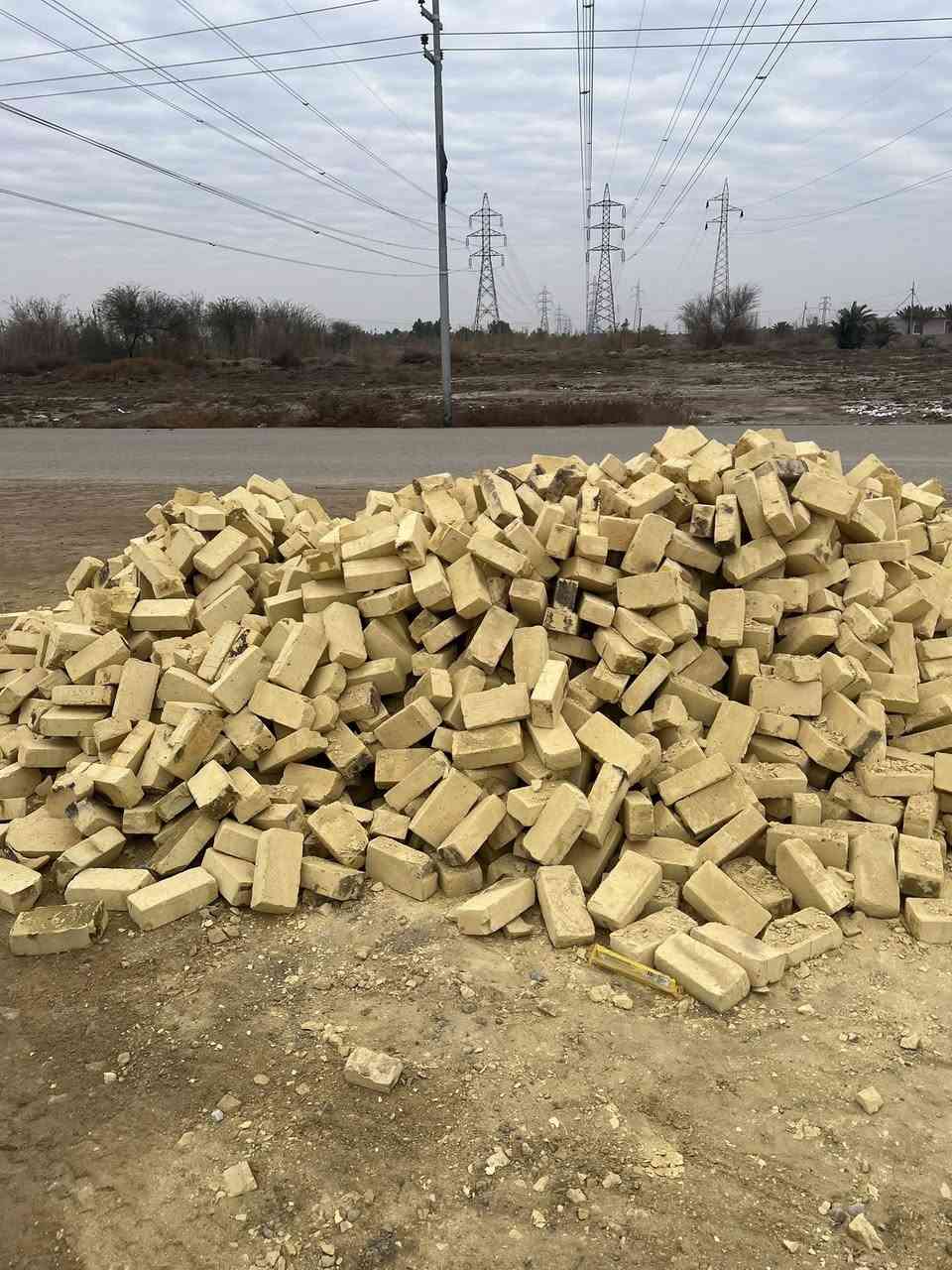 سكله أولادالحجي
كافه مواد البناء 
داخل وخارج الشطره 
***********
