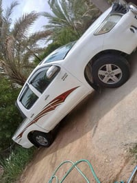 هايلوكس • اوتوماتيك • ٢٠١٢