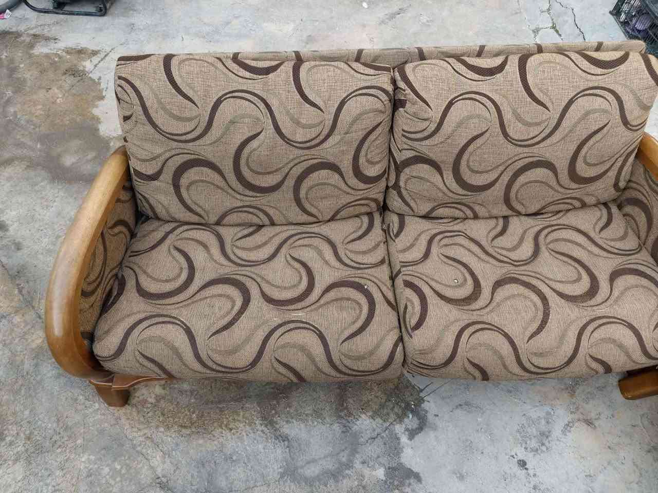 تخم قنفات البيع سعر ١٢٥الف كركوك حي عروبة ***********
