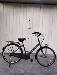 برجستون • إطار ٢٦ • غير مستخدم