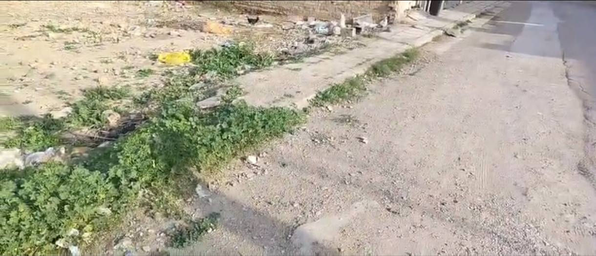 أرض طابو للبيع منطقه تولة فروش قرب عياده علي عسكر مساحه 150متر شارع تبليط رقمي ***********
