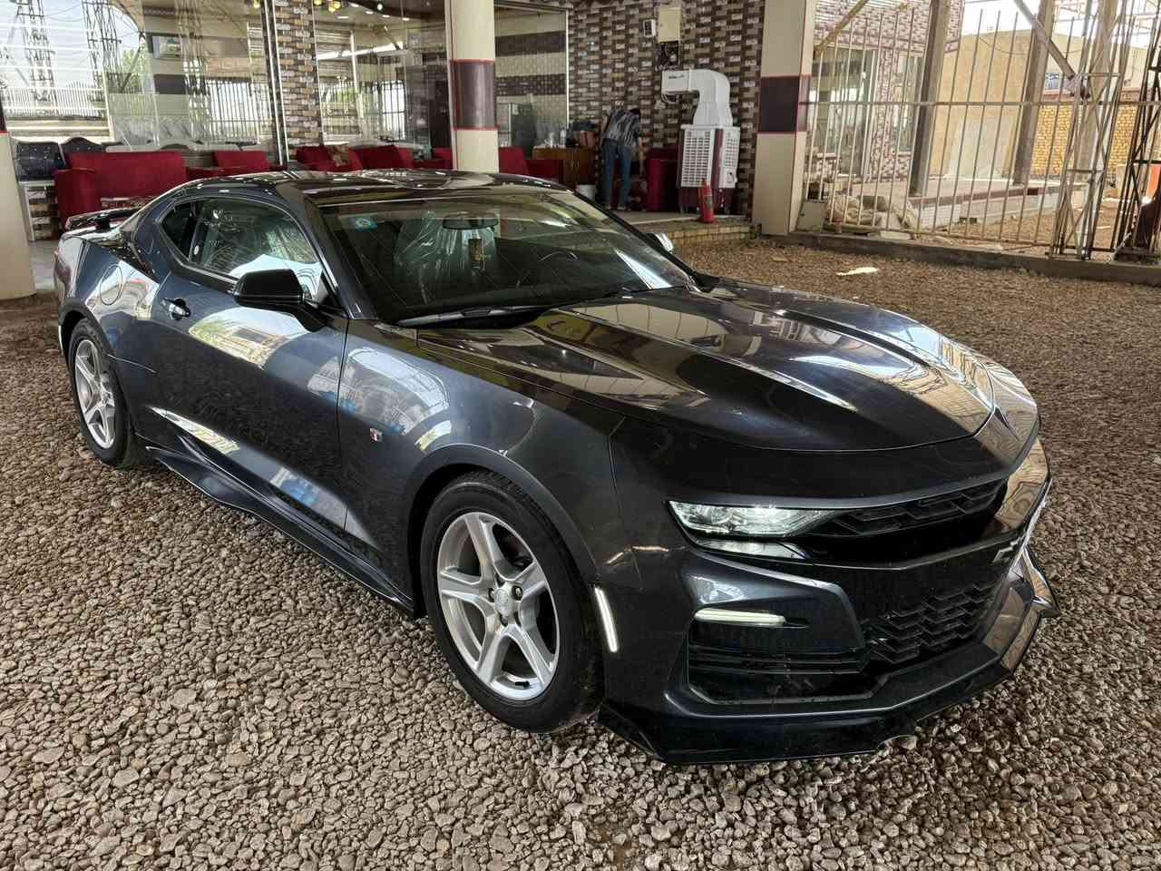 اللبيع 
شوفر لايت كامارو 2023
مرقم حره رقم بغداد 
الضرر تبديل جاملغ وبنيد فقط 
السعر 175$$
للاستفسار الأتصال آو مراسله وتساب 
***********
المثنى قضاء الرميثه
معرض رسول ال ماجد لتجاره السيارات الحديثه
