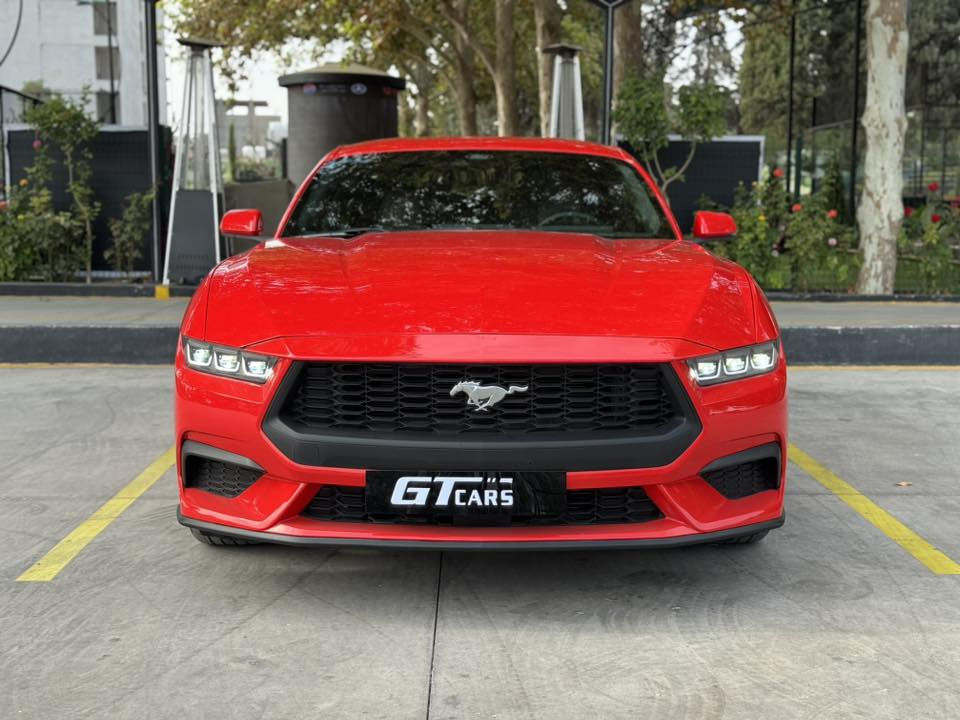 Ford mustang 2024 
السيارة بيها ٢ قطعة صبغ باب و جملغ الارباك مال دكمة طاك 
السيارة ماشية : 10000 mi
السعر :26.500$  
الهاتف : ***********
