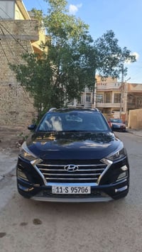 توسان وارد امريكي موديل 2021 محرك 2.4Gdi ماشيه 64ميل حادث بنيد وجاملغي...