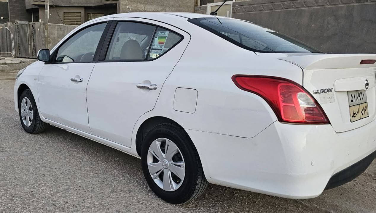 تحيه طيبة
للبيع نيسان سني هندي بليته زرقاء موديل 2019 رقم اربيل 
كفاله عامه جاهزه من كلشي  تبريد حديديه كير ومحرك  بوضع الشركه 
حداديه امامي خلفي
تدفئه تبريد شرط
**مواصفاته **
شاشه 
بلوتوث 
حساس خلفي 
تحكم بالمري 
سعر ب118 وبيه مجال 
بابل الحمزة الغربي 
***********
