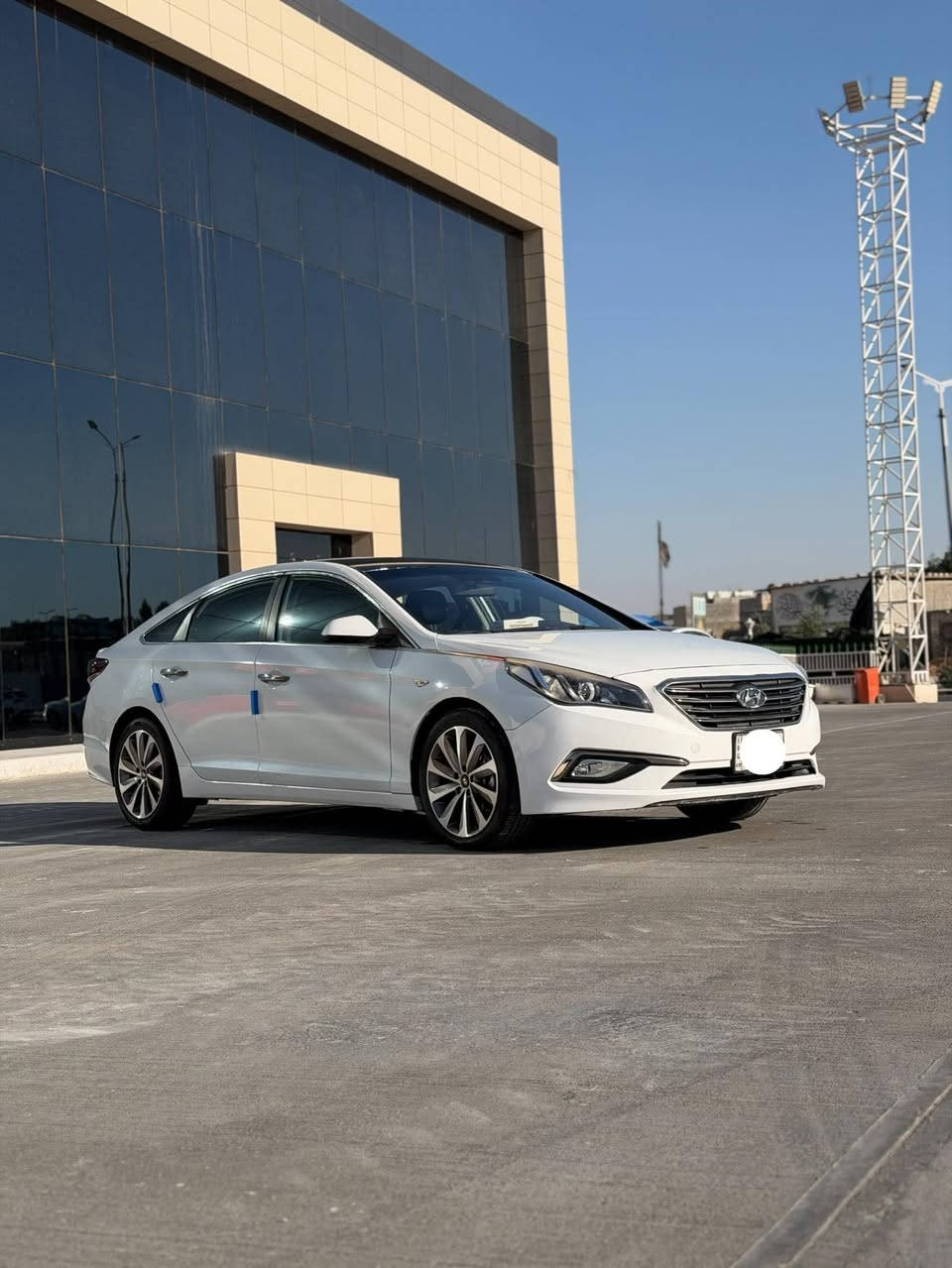 سلام عليكم        #للبيع_فقط
هيونداي سوناتا 
مديل 2017
#ادوات_ادوات_دخول_جديد
 #متومة_ارقام_وسنوية_اصلي 

مكينة 2400   دوش بانزين بلاد
فول تحكم سترين 
بلوتوث 
تبريد ثلج ❄️ 
حدادية 95%
كشنات جلد 
سيارة كلش جديدة وجاهزة للخير
مكانها البصره 
سعر وتفاصيل اكثر اتصل وتدلل 
***********
