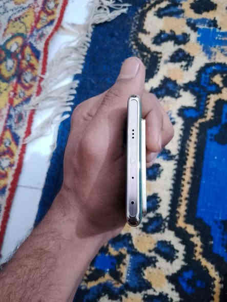 سلام عليكم انفنكس نوت 40برو ذاكره 256رام 12مكفول فقط بي هاي نقطه ومماثره علا شي نهائيا سعره 225وبي مجال بسيط شراي تفضل خاص او تصل *********** المجر الكعبي
