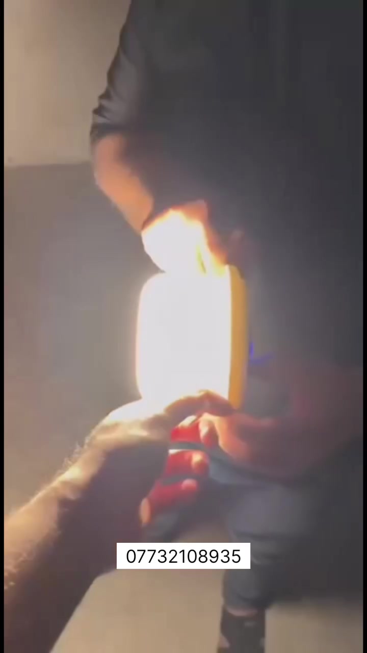 🌟🏕️ لمبة تخييم YX-669 قابلة للطي وخفيفة الحمل!

69 LED بإضاءة واضحة 🌈، تشحن شمسياً ☀️ أو عبر Type-C 🔌، مع حلقة تعليق سهلة الاستخدام 🏕️

تصميم عملي يوفر المساحة ويجعل رحلتك مضيئة وممتعة 💡


**إذا كنت صاحب هذا الإعلان وتريد حذفه لأي سبب، رجاءا أرسل رسالة إلى الدعم الفني**