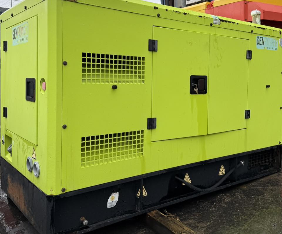 سلام عليكم
للبيع مولده بيركنز 3 سلندر 
ستندر ما مفتوح بلادي اوربي كاتم 
توليد لورسمر  (15)  كيفي
العنوان أربيل // استفسار واتساب 
*********** / ***********
توصيل لجميع محافظات العراق موجود🚛
