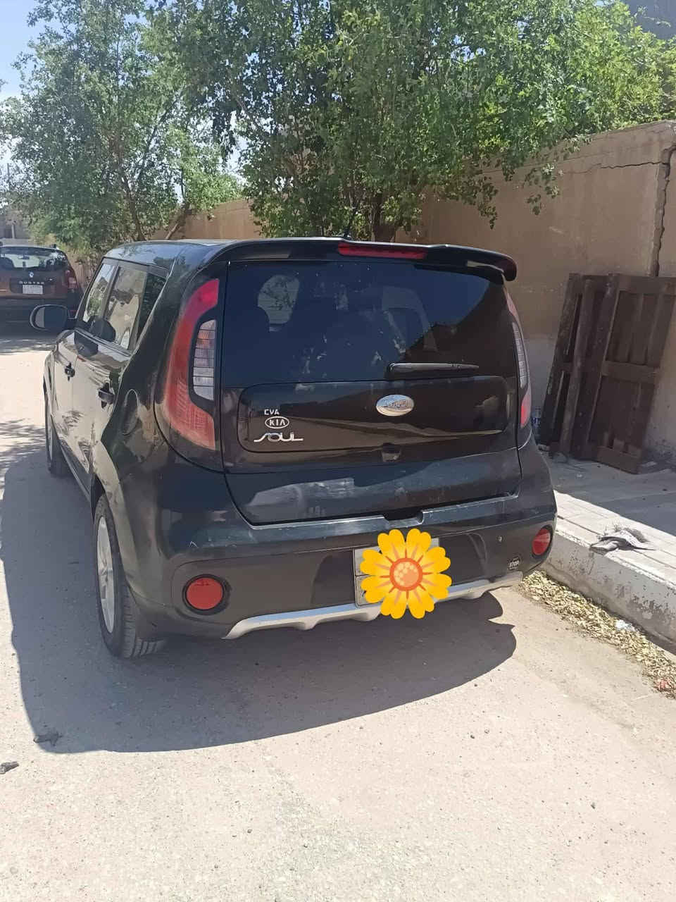صول باب خلفي وجاملغ خلفي بجم كبس صور الحادث ب منشور مديل 2019 سليمانيه تريد وكاله او تحويل حاضر السعر 107 رقم الهاتف ***********
