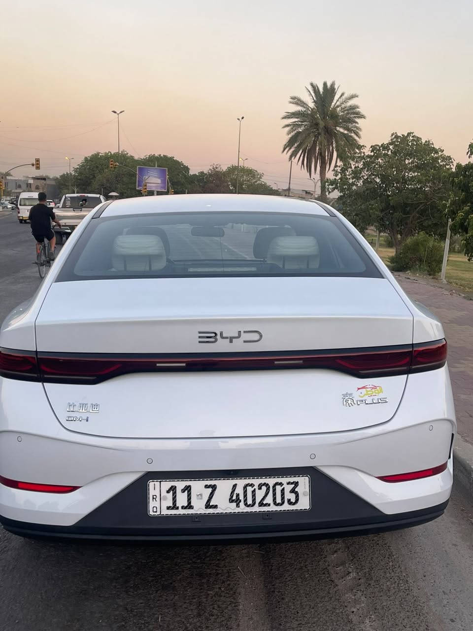 بي واي دي كن بلاص
٢٠٢٥ ابيض داخل ابيض مواصفاتها معروفه
ماشيه ١٤ الف 
السياره نظيفه حيل بيها فقط شخط موضح ب صوره ب بوليش يروح مرقم كامل ب 17900 بيها مجال بسيط 
***********
***********
