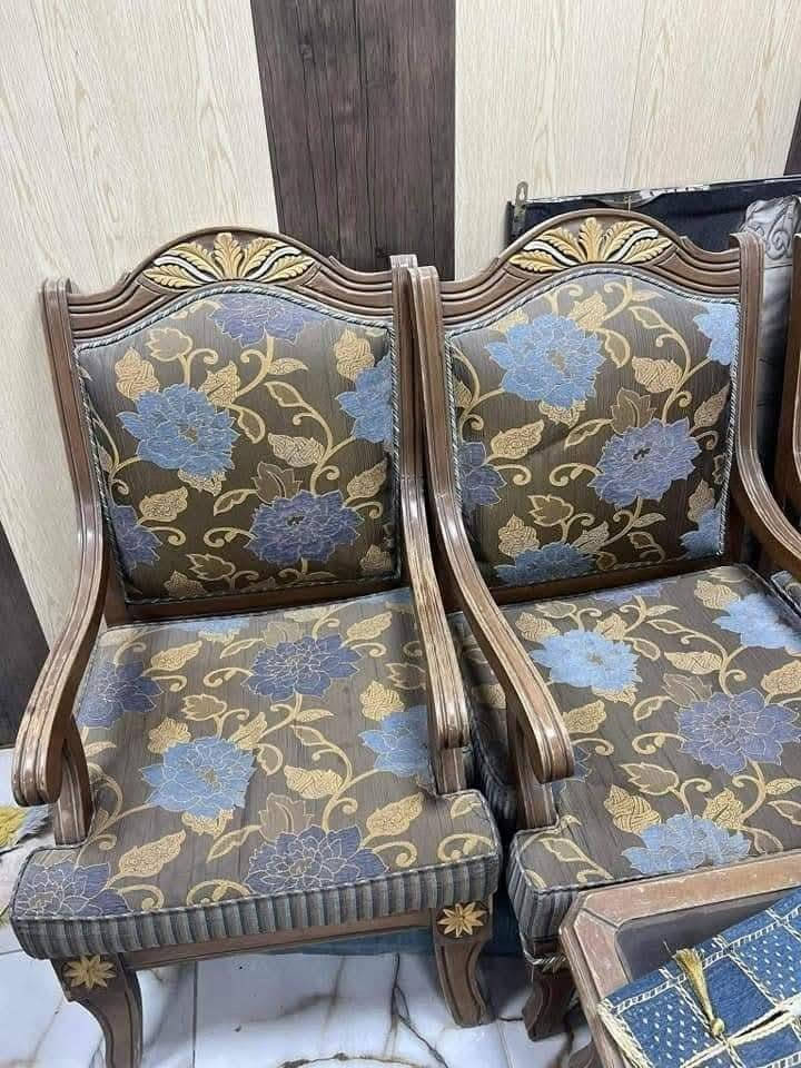 السلام عليكم متوفر. لدينا دوشمه تحوير حسب الموديل والقياس وحسب اللون الي يعجبكم  تخومه دواويبن    العنوان الاعضميه شارع قاسم  ***********
