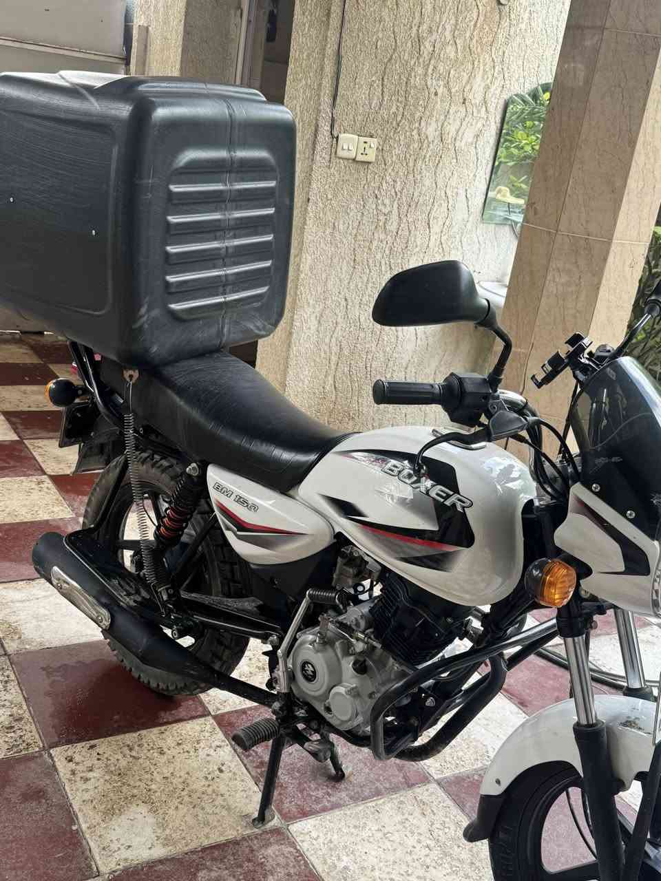 السلام عليكم 
بوكسر 2023
الدراجه جديده بمعنى الكلمه مابيها اي نقص 
مرقمه بابل رقم إنكليزي 
معروضه مليونين و 450وبيها مجال 
مكاني بابل مركز 
مراسله الصفحه او الاتصال على الأرقام التاليه 
***********
***********
