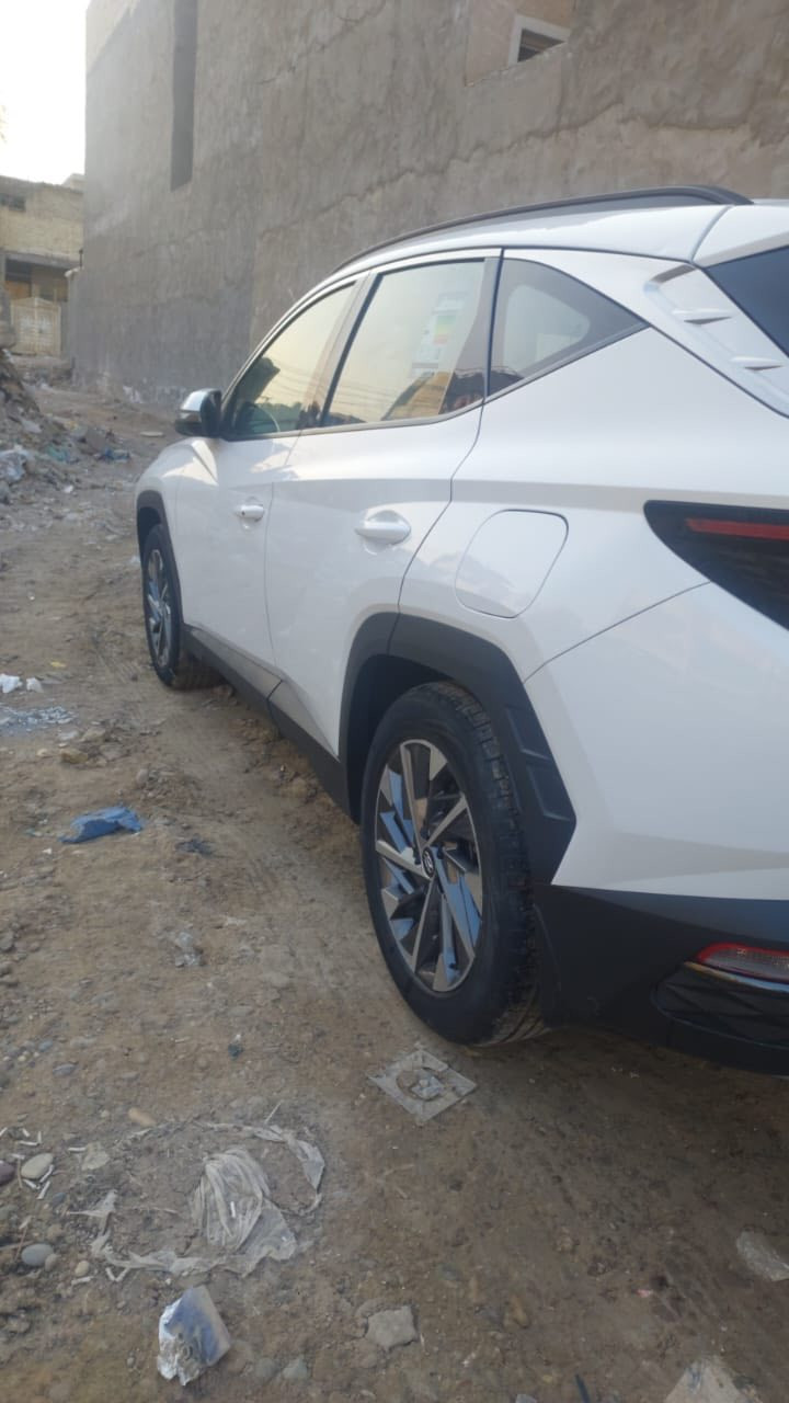 السلام عليـكم
توسان2024 خليـجي

مواصفات الخليجـي معروفـة

رقم السيارة بغداد

السيارة بيها:خشم الجاملغ بارد والبنيد مصبوغ 

والشواصـي واللغود مكفـولـة

السعـر:200

الرقم:***********
