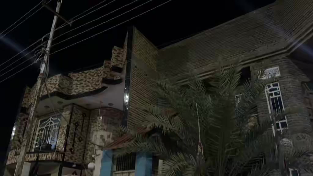 ماكس عدلة دراجة جديدة كلش وبوشه بلادمامفتوحة ومامفتوح بيها برغي وشرط تجي تشوفها خرسة صوت مكينه ناعمة كلش وياها غراضها وكفراتها لبلاد رصاصي ودواخل وخوراج ختم واحد شرط صارلها 3أشهر من طالعة من زيتون سعرها مليون مكاني ناصرية مركز رقمي***********
