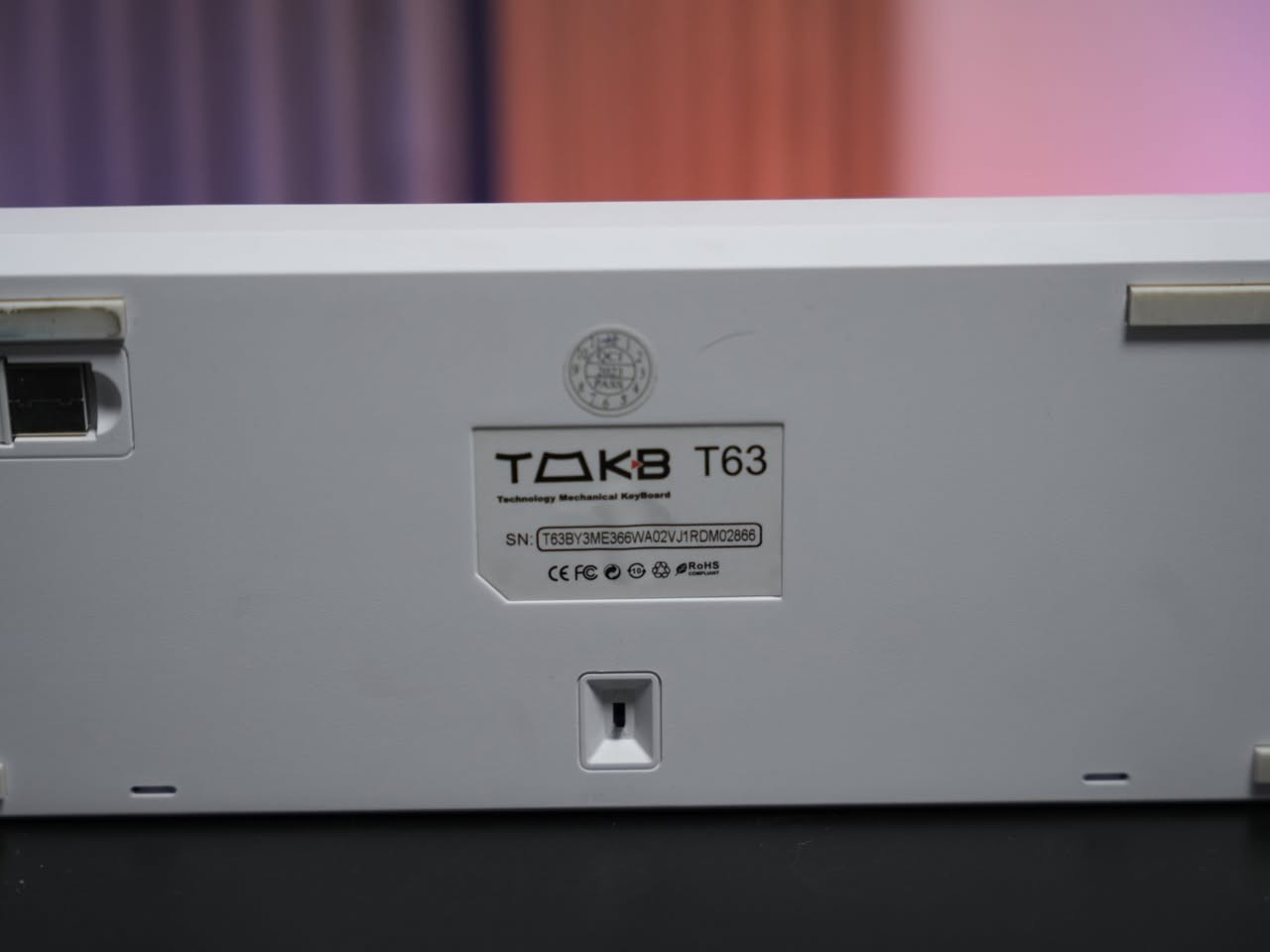 للبيع كيبورد TMKB T63 الميكانيكي، الخيار المثالي للاعبين والمبرمجين الذين يبحثون عن الأداء العالي والمساحة الموفرة.

تصميم احترافي: حجم مدمج (60%) يعطيك حرية حركة كاملة للماوس في ألعاب الـ FPS.

استجابة فائقة: كيبورد ميكانيكي يضمن لك سرعة رد فعل في الألعاب التنافسية.

إضاءة مميزة: شكل عصري يضيف لمسة جمالية للـ Setup الخاص بك.

الجودة: براند تابع لشركة Kemove الغنية عن التعريف في عالم الكيبوردات.

الحالة: (اكتب هنا حالة الكيبورد، مثلاً: "جديد تماماً" أو "استخدام بسيط جداً مع الكرتونة"). كالار, السليمانية


**إذا كنت صاحب هذا الإعلان وتريد حذفه لأي سبب، رجاءا أرسل رسالة إلى الدعم الفني**