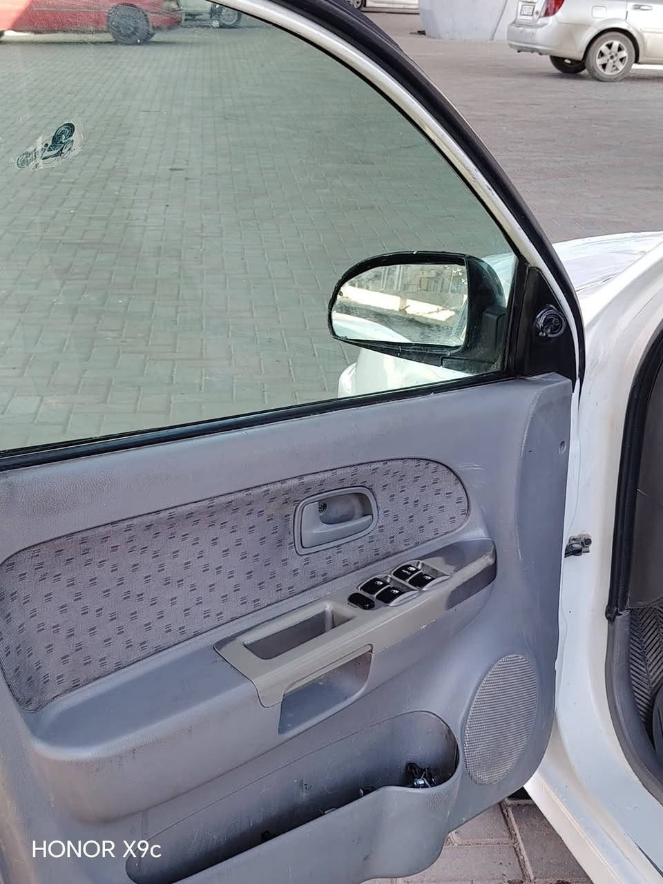 اسلام عليكم كيا ريو موديل 2009
كير ومحرك شرط محرك 16حيل اقتصاديه 
تبريد ثلج تدفئه نار صدر تواير كلو جديد كهربائيات كلها شغاله كيجات اشاير عالي ناصي شرط التحويل مكاني بيجي 
السعر 50(للمراوس حسب القناعه) ***********
