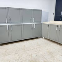 جديد • متوفر ألوان • تواصل خاص