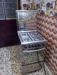 ثلاجة 10 قدم • طباخ نضيف جدا • توصيل