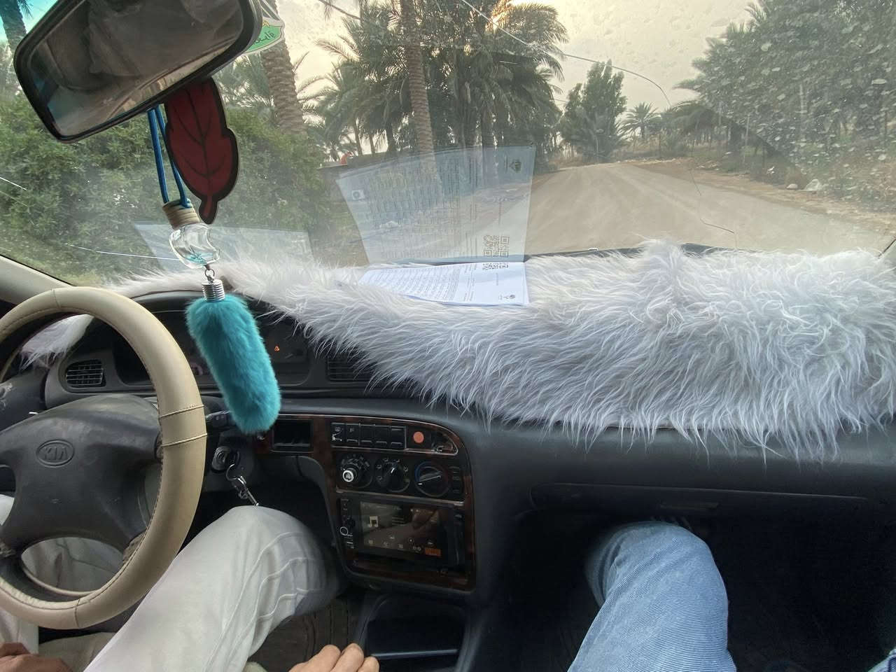 السلام عليكم للبيع كيا  سيفيا موديل 1996 رقم بغداد الدولي معمره جديد كير ومحرك مكفولات كير اوتماتيك ارضيه جلد وشاشه ومنضومه زنون وتايرات جدد حداديه نضيفه مكاني بابل المسيب  السعر 39 
***********
