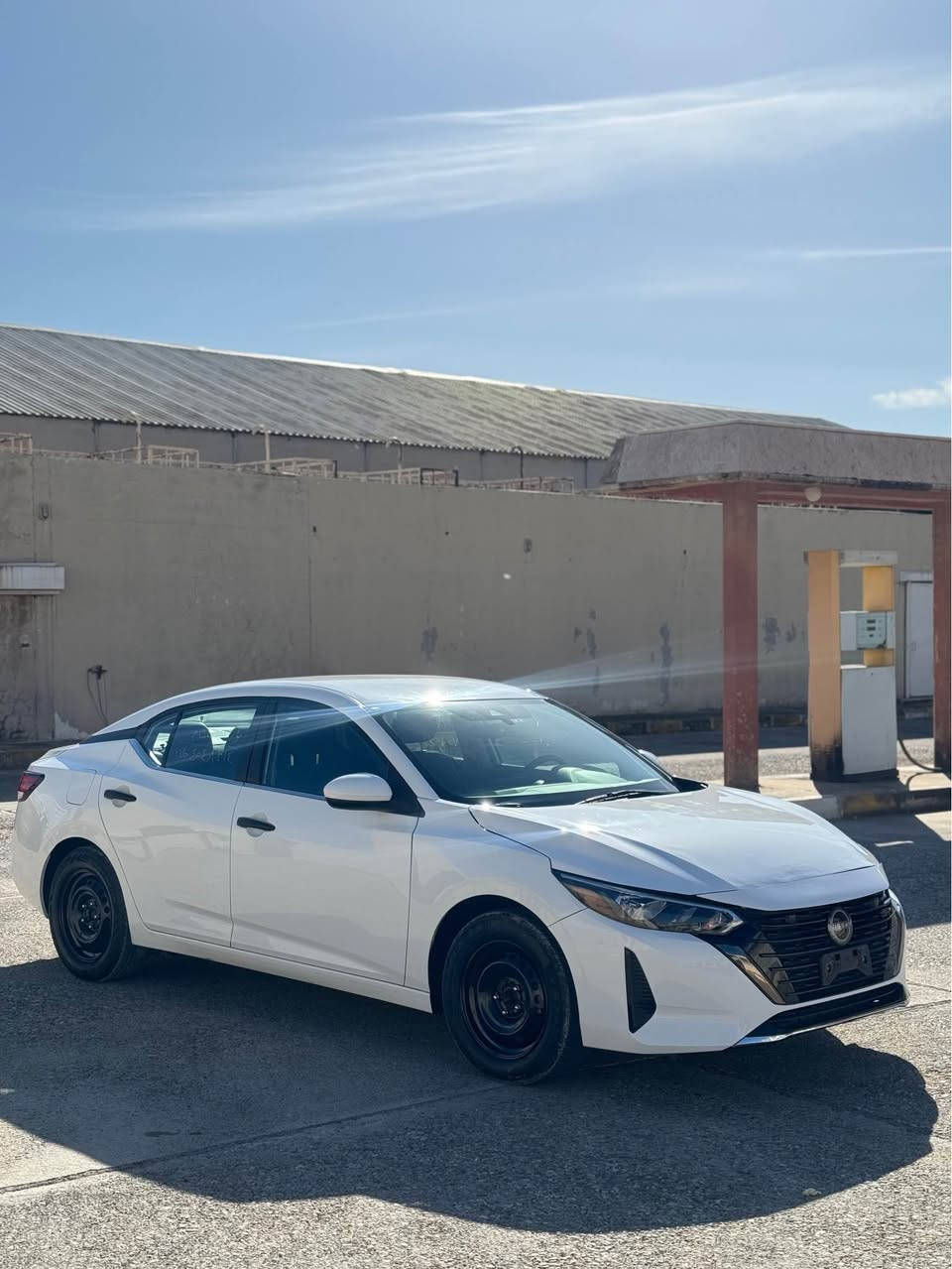 نيسان سنترا 2024 مواصيفات S شبرين بولند صبغ فقط بدون نقطة داخل بدون ايرباك شرط و شوية راس جملغ بي تعديل ما باقي سيارة نضيف گئر محرك رادار فحم ارباك رقم كلش شرط  سعر ١٣٣$ و مجال عنوان عقرة رقم موبيل *********** اكر, نينوى
