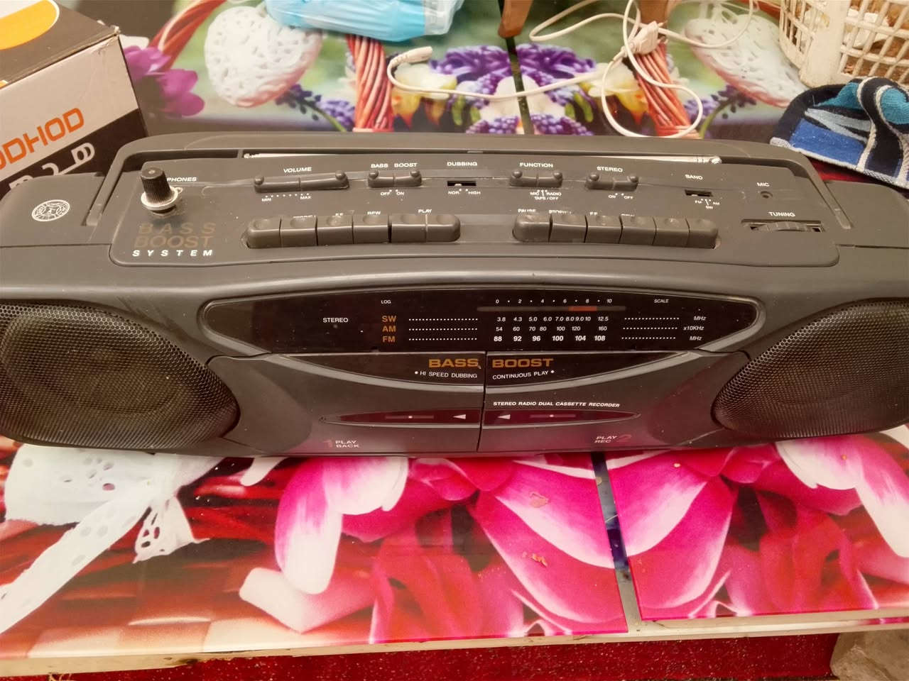 اخوان راديو مسجل انتاج شركة القيثارة أو راديو بآلة اثنينهم شغالات ونظيفات سعرهاً قفل 40 الف


**إذا كنت صاحب هذا الإعلان وتريد حذفه لأي سبب، رجاءا أرسل رسالة إلى الدعم الفني**