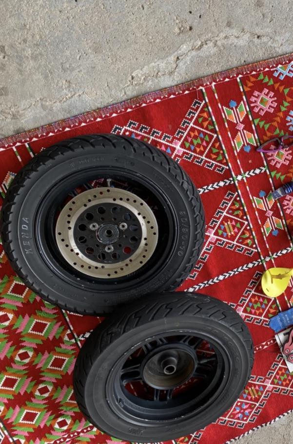 ‏سلام عليكم شباب ‏ويا له للبيع السعر تواصل على هذا الرقم ***********￼
