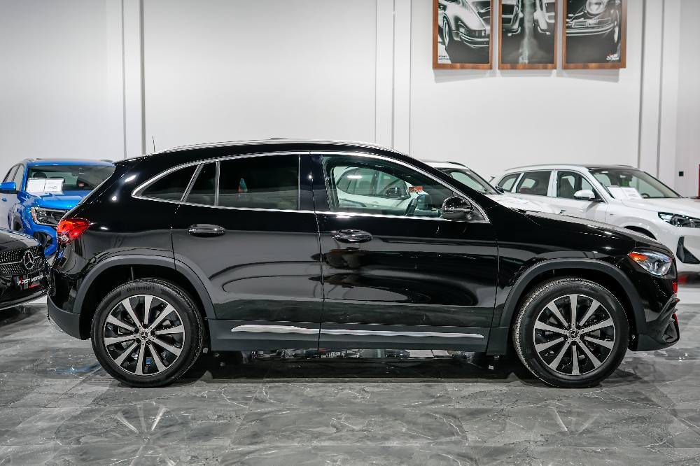 مارسيدس بينز GLA 250 
موديل 2021
.بانوراما .دواخل بيج بلادي.شاشة كبير.ماوس تحكم. كامبرا.رادار.مقاعد كهربائي و تخزين .مراية شفط بعد مواصفات اكثر..
سيارة ماشي 61 الف.بيها باب و جملغ صبغ كير و محرك بشرط
مكانها اربيل معرض فيرست موتورز
750-473 0577 أربيل, العراق


**إذا كنت صاحب هذا الإعلان وتريد حذفه لأي سبب، رجاءا أرسل رسالة إلى الدعم الفني**