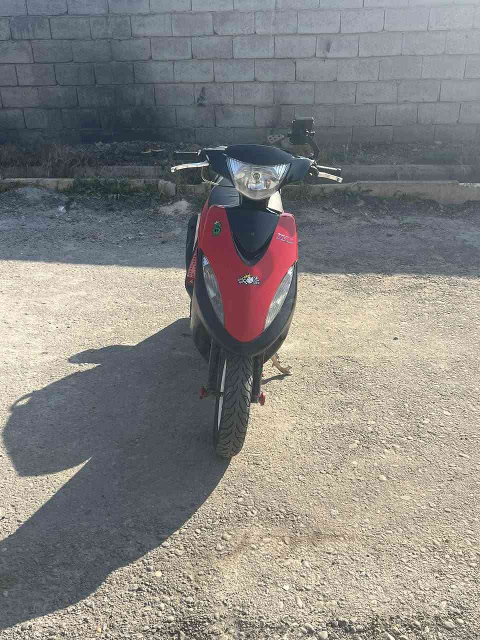 سلام عليكم دراجه ماكس عداله البيع

بلاديه حلوه الدراجه 

تخم تاير 

وياله رياضي الو ابيض 

سلف رياضي دبل رياضي 

ختم واحد كلهن 

كهربائيات كامله 

تشتغل سلف هندر 

باتري جديد 

شلعه ومعدال خير من الله 

السعر الدراجه 550 وبيه مجال حك الجيه 

مكان بغداد ابوغريب الحمدانيه الثانيه 

الهاتف *********** بي وتساب ورصيد
