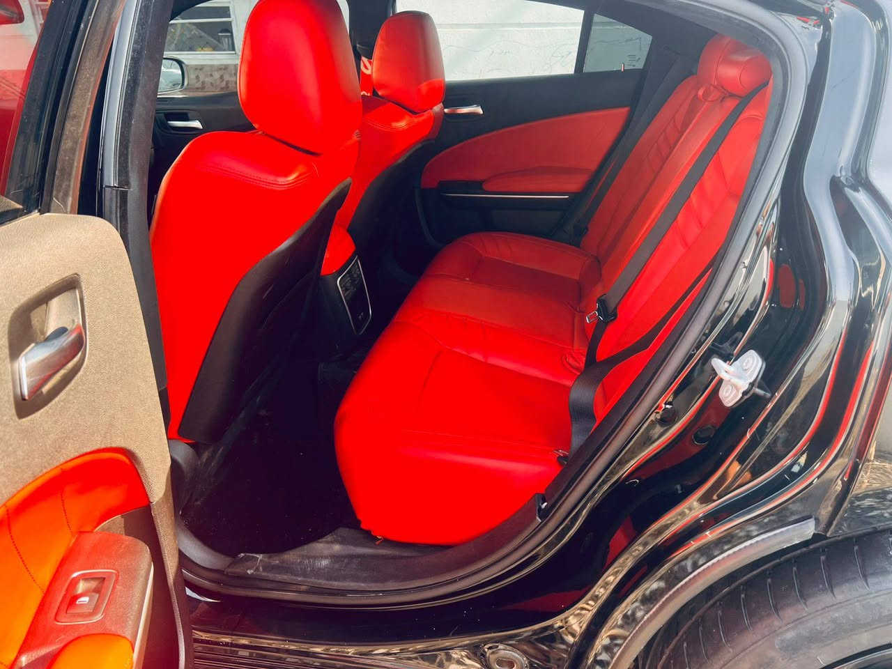 سلام عليكم للبيع او مراوس جارجر موديل 21 
محرك هيمي محرك كير حداديه تبريد كله جديد 
سونار موجود يمك مكان السياره كربلاء سعره 190
*********** //***********
