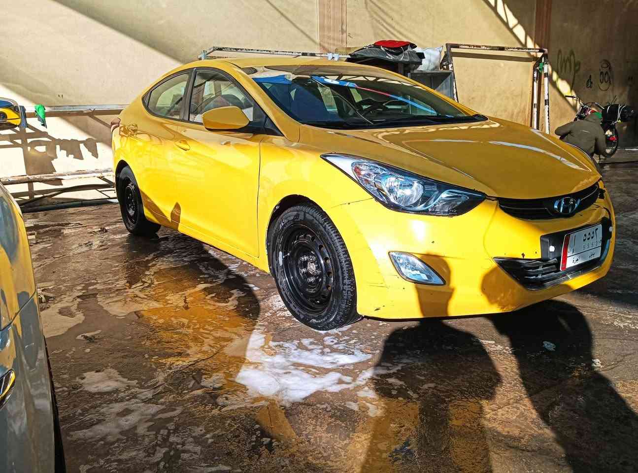 سلام وعليكم النترا موديل 2012سياره جديده كير محرك حداديه كهربائيات  تحكم جهتين محرك دوش 2000رقم بابل انكليزي باقي عل استلم لوحات هيئه مصفره غرامات مصفره شرط التحويل مكاني بل الحله حادث امريكي جاملغ وبنيد ويل عادي تايرات 75/100سعره 98وبيه مجال قليل ***********
