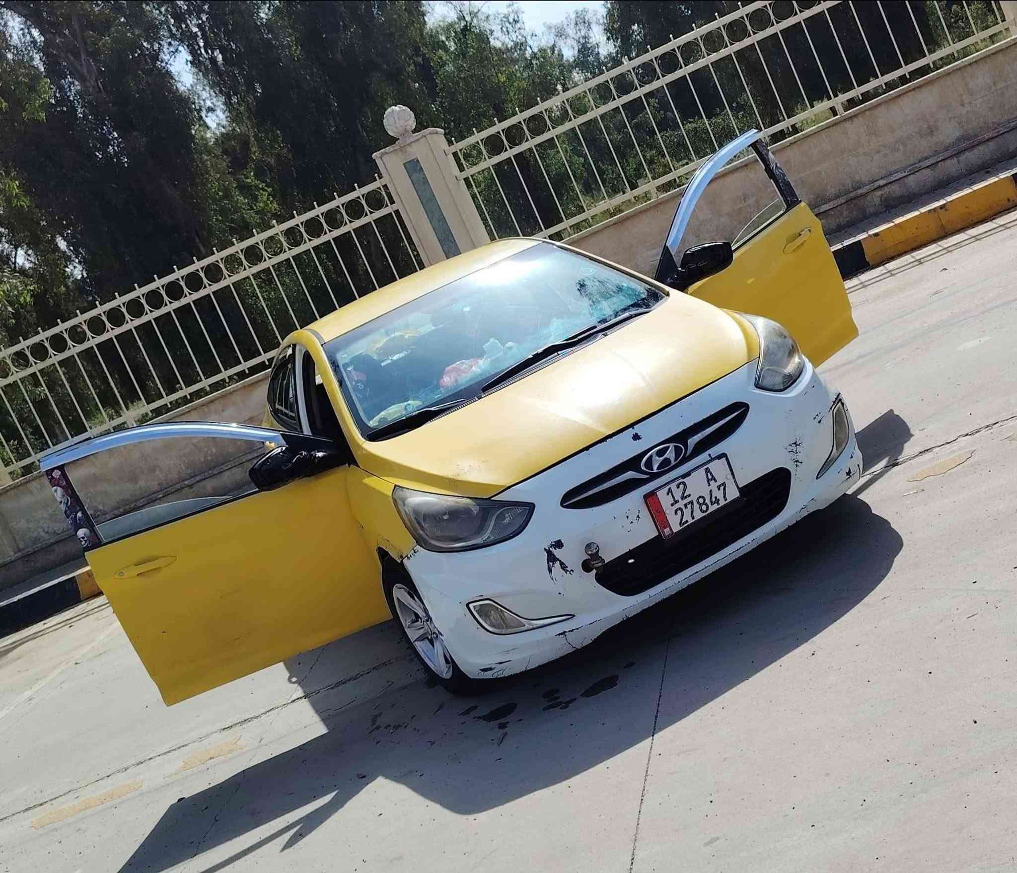 اكسنت 
مديل 12 
كير محرك شرط 
هيئه وغرامات مصفره 
السياره باسمي تريد تحويل تريد وكاله 
السياره بيها ضربات كدام العين 
ال سعر 73 
ترهم مراوس  بسياره عاليه ونطي فرق تلاثه بالشهر 
الاستفسار خاص او الاتصال على الارقام 
***********
***********
