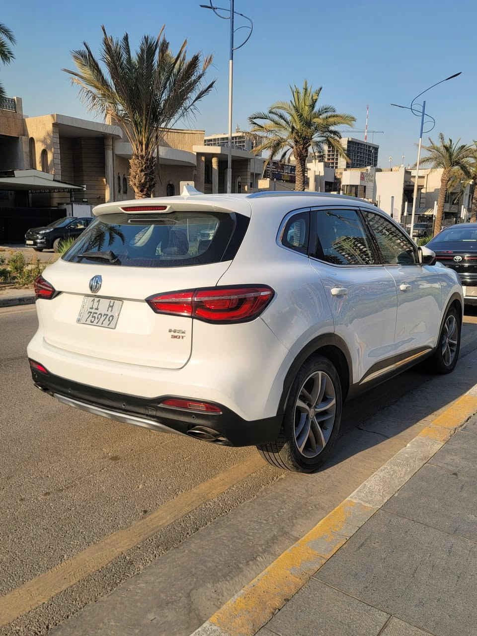 MG hs 2021 للبيع 

محرك 2000 تيربو 
السيارة نظيفة مكفولة من الحادث او الصبغ / بيها 3 اماكن بارد بسيطة 
مواصفاتها
تبريد قطعتين/Apple carplay /دخول بدون مفتاح / I سايد بريك كهربائي/حساسات خلفية / اوتو هولد / نظام نزول منحدرات / مقعد سائق كهربائي 
 Iلايتات led/ eco mode ...

ماشية 141 الف / المحرك مفتوح مبدل بساتم / رقم بغداد تحويل مباشر 
السعر 118 و بيها نواقص بسيطة تنزل من السعر 

العنوان بغداد حي الاعلام او اليرموك ***********
