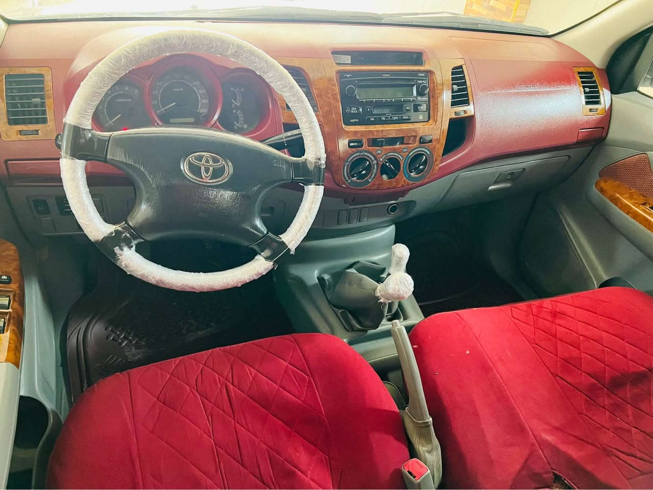 للبيع تويوتاهايلوكس موديل 2009سعودي بطل فورويل 4x4رةقمة سليمانية بسمي سةنةوية جديدة سونةر موجودة سعرة 170$مكان كلار *********** كالار, السليمانية
