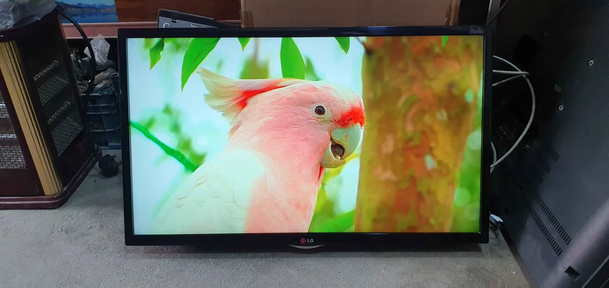 تەلەڤیزۆنی LG سمارت قەبارە 32
مۆدێل LN575S سەتەلایتی تێدایە
نرخی 90000 لە هەولێرە پەیوەندی
بکەن بە واتساپ *********** أربيل, العراق
