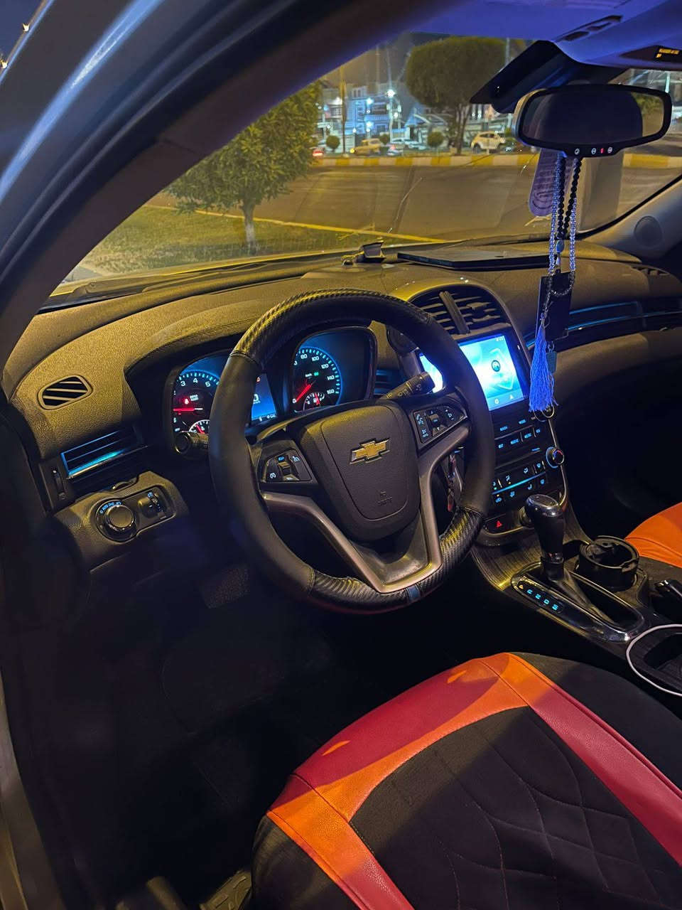 السلام عليكم
ماليبو ٢٠١٦ محرك  اربعة ٢٥٠٠
موصفات LT
رقم اربيل لنكليزي تحويل 
بجم كبس بيها صبغ جاملغ وباب سايق بدون اي دواخل 
تبريد كير محرك كفالة لاتبخير لاتنقيص 
مراوس ب امبالا ٦ سلندر 
***********
***********
