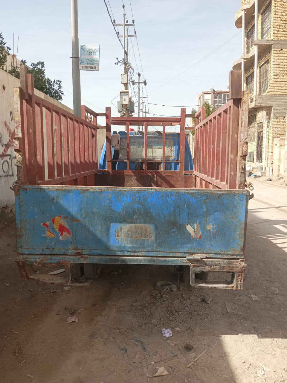 سلام عليكم كيا للبيع موديل 1993
گير ومكينة تعبانات جوم حديد للاتصال ***********
