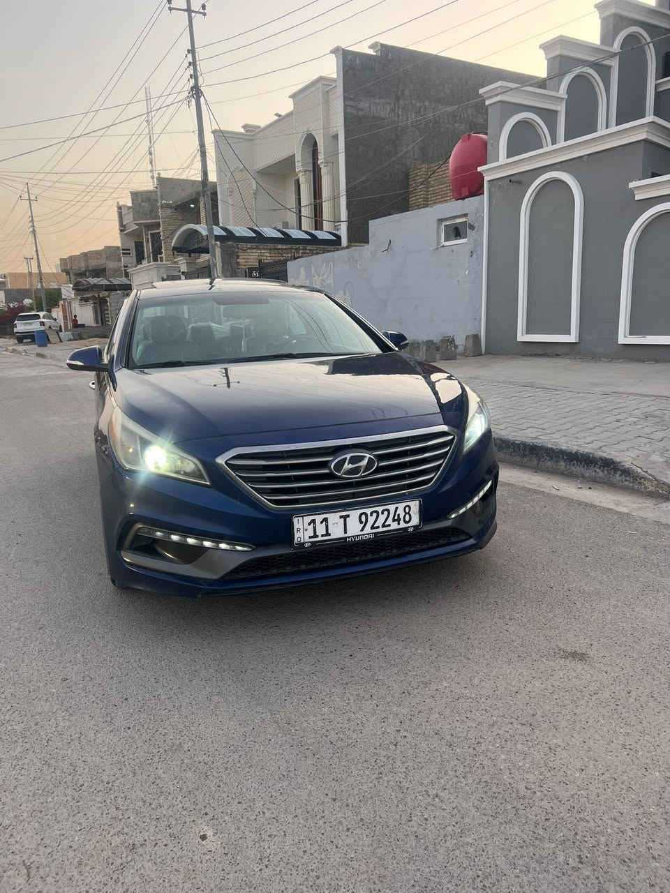 سوناتا موديل 16 سبورت فول مواصفات
رقم بغداد بسمي 
محرك كيرر مكفولات حجم المحرك 2400

حادث خفيف كلشش ربع البنيد فقط
ومصبوغ البنيد كلة توحيد  لون بدون دواخل ولا ايرباك  وبية بارد قليل بل باب الخلفي
سياره جديده واحلة من صورر 
مكاني بغداد 
السعرر 133وبية مجال 
*********** واتساب

