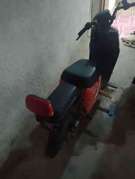 دراجه  شحن للبيع   موديل 2024 السعر خاص المكان حله الحمزه الغربي   ***********بي واتساب حلة
