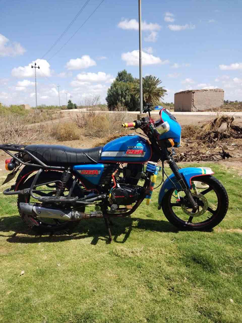 يا الله سلام عليكم دراجه للبيع دايون نفخ موديل 22 بدون اوراق مكفوله عشائر كهربايات كله شغال  سويج سجينه محرك 200 شرط ما مدوده عليه اصبانه انضف من الصوره بعده جديده السعر 900 وبيه مجال للشراي اتصل وبيك خير وتدلل ***********
