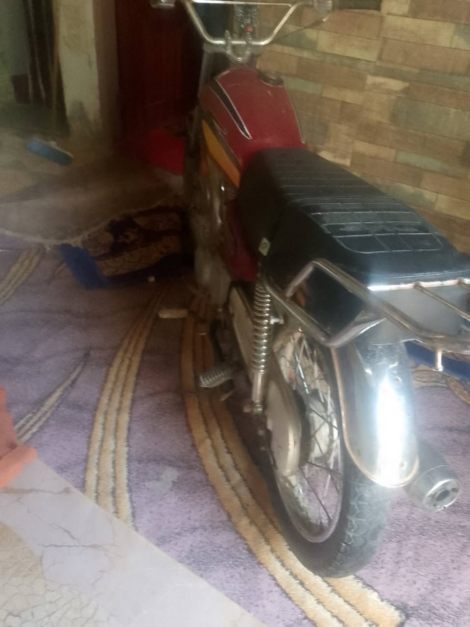 اربع كير كلك نضيفه وعالفحص ب250وبيه مجال ..ديوانيه ***********
