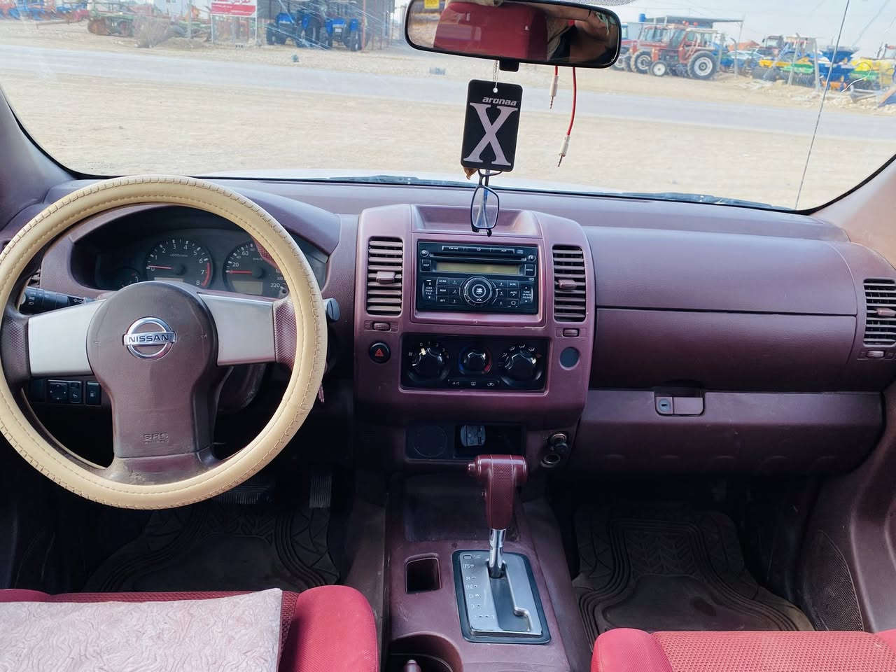 سلام عليكم نيفاره للبيع  موديل 2011  اوتماتيك تفاصيل علا هاذا رقم *********** 

 ***********
