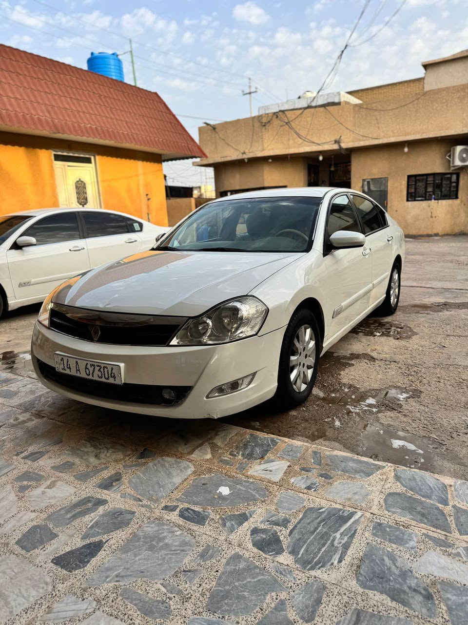 رينو سفران موديل ٢٠٠٩  6سلندر سياره كفالة 
حدادية جديدة كير جديد تبريد كل شيء جديد بيها سياره نضيفه مابيها اي شيء 
للاستفسار اكثر *********** الزبير, البصرة
