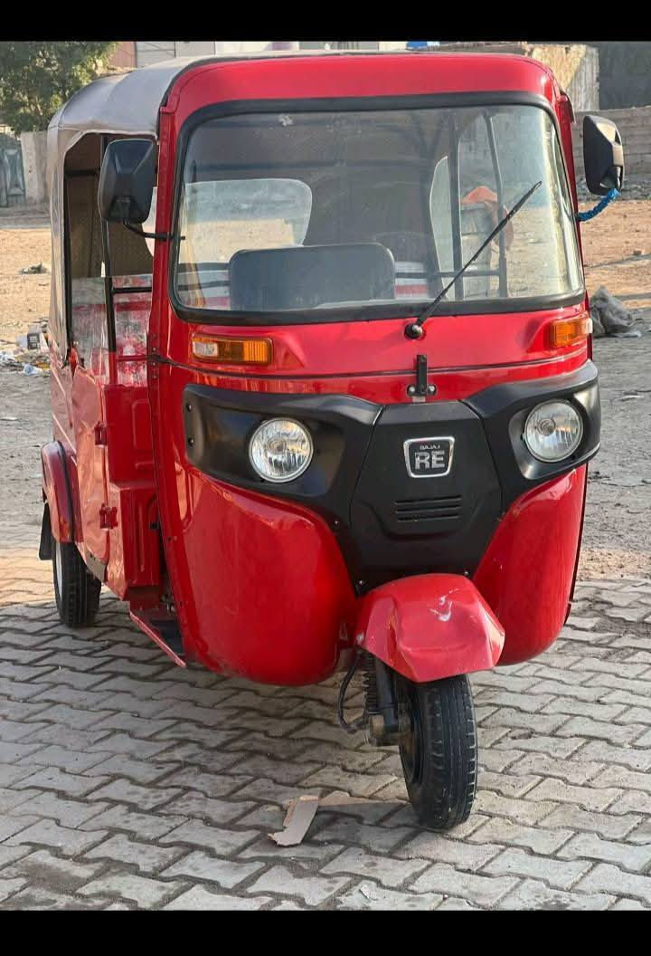 سلام عليكم تكتك مكفول عامه مرقم موديل 22 سعره 8قفل وبيه مجال الجي
***********
***********
