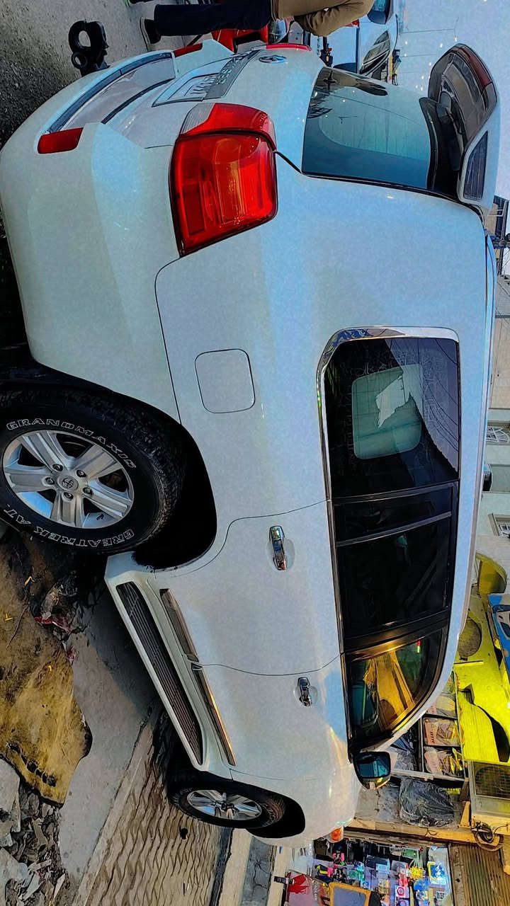 #جوه السوگ.. ادوات 2013
لاندكروزر مصفحة مدرع كير محرك كاز حداده تبريد جاهزه من كل شي حتى دهن مبدل وسعر مناسب كوني محتاج شرط الفحص مامكصوص مصبوغ قطع مال التصفيح بيه نصبه تخبل وسعر 

115$ ورقه لشراي وانا بخدمتكم والف عافيه الي يأخذه قفل 
الله شاهد مشتريه 142ورقه
***********
البصرة
