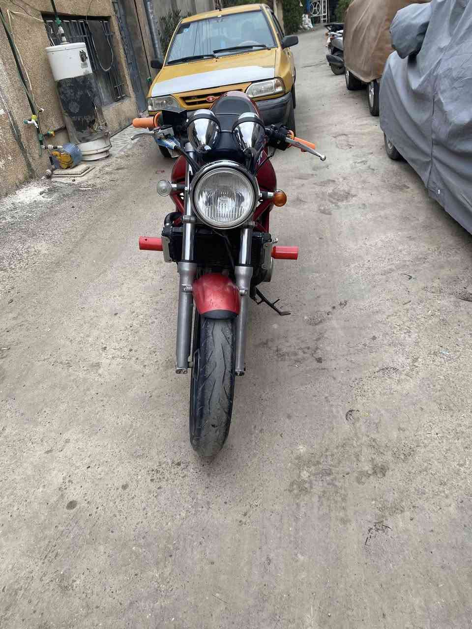 بطح باندا  كرستال2004 جديدة اوراق كامل كلشي بشرط مكينة ماملعوب بيهة ودراجة شوفت عينكم مثل مابصورة ولا حقيقة احلا شي سعر الدراجة طالب بيها مليون 100الف وبيهة مجال الشراي يتصل على رقم 
***********
العنوان جسر المثنى
